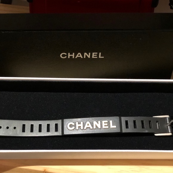 VINTAGE CHANEL bracelet 99P Limited with Box!! - Picture 9 of 9